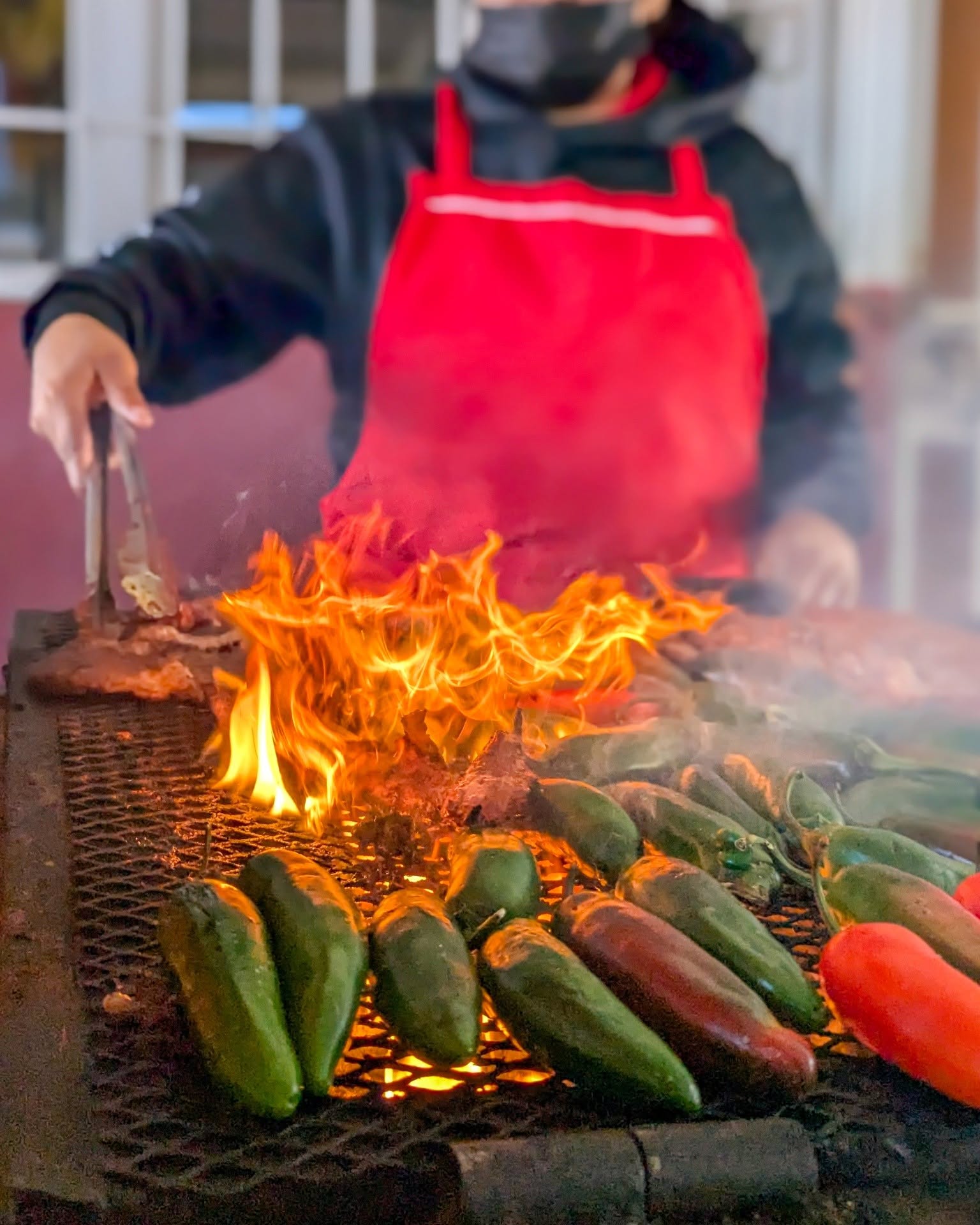 Carnes asadas al carbón en Sonora Steak Taco
